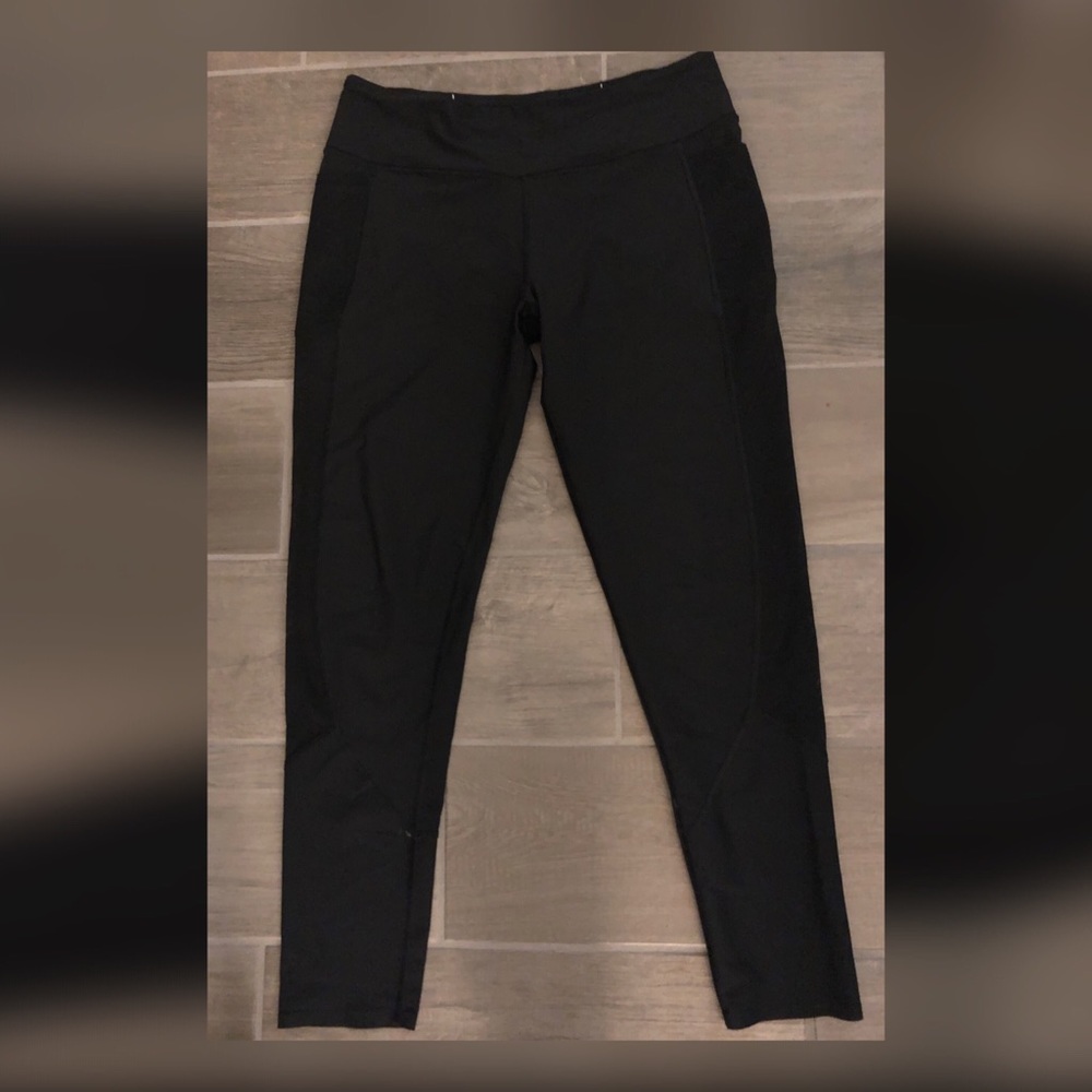 Black Victoria sport knockout leggings
